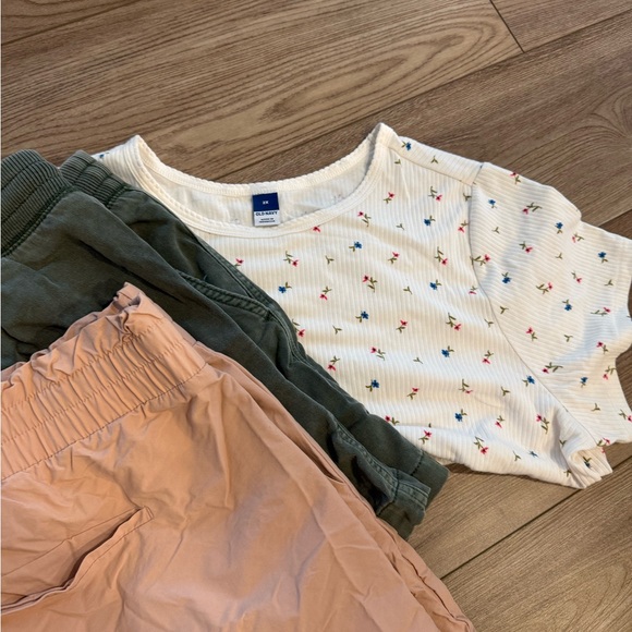 Shirt - Picture 4 of 4